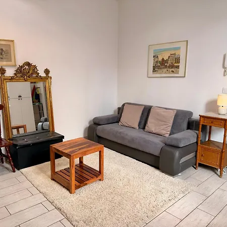5 Sade - In Old Town Apartmán *