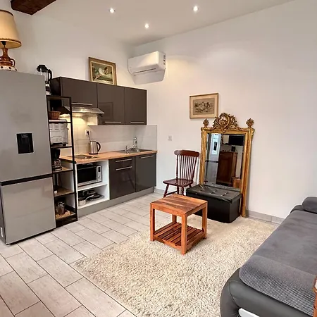 Apartment 5 Sade - In Old Town